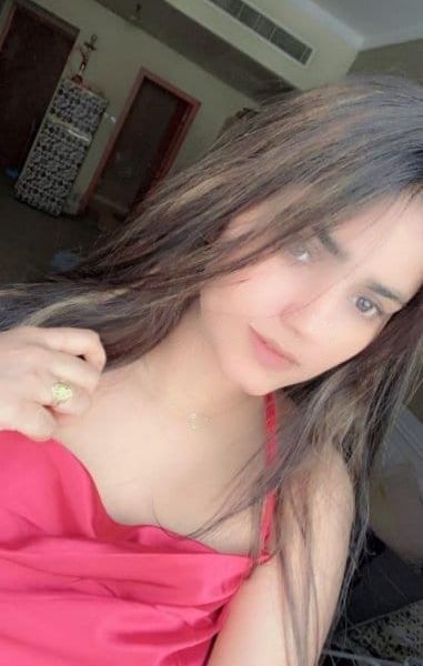 Meet stunning Maaya – a truly compassionate beauty from India. A fresh companion girl very sexy, elegant and every time a perfect fun. Her moves are natural , steady passion during the meeting with her clients, never disappoint for anything, and the most of the part with her goes awesome.Really, meeting with her itself a very different experience. Perfect for GFE(girl friend experience). Physically safe, neat and clean. She can be dressed according to you comfortably. Never hesitates drinks